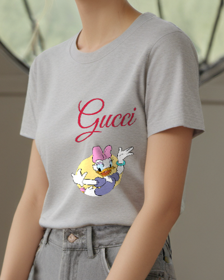Light Gray Waving Bow Duck Graphic T-Shirt - styled view 1